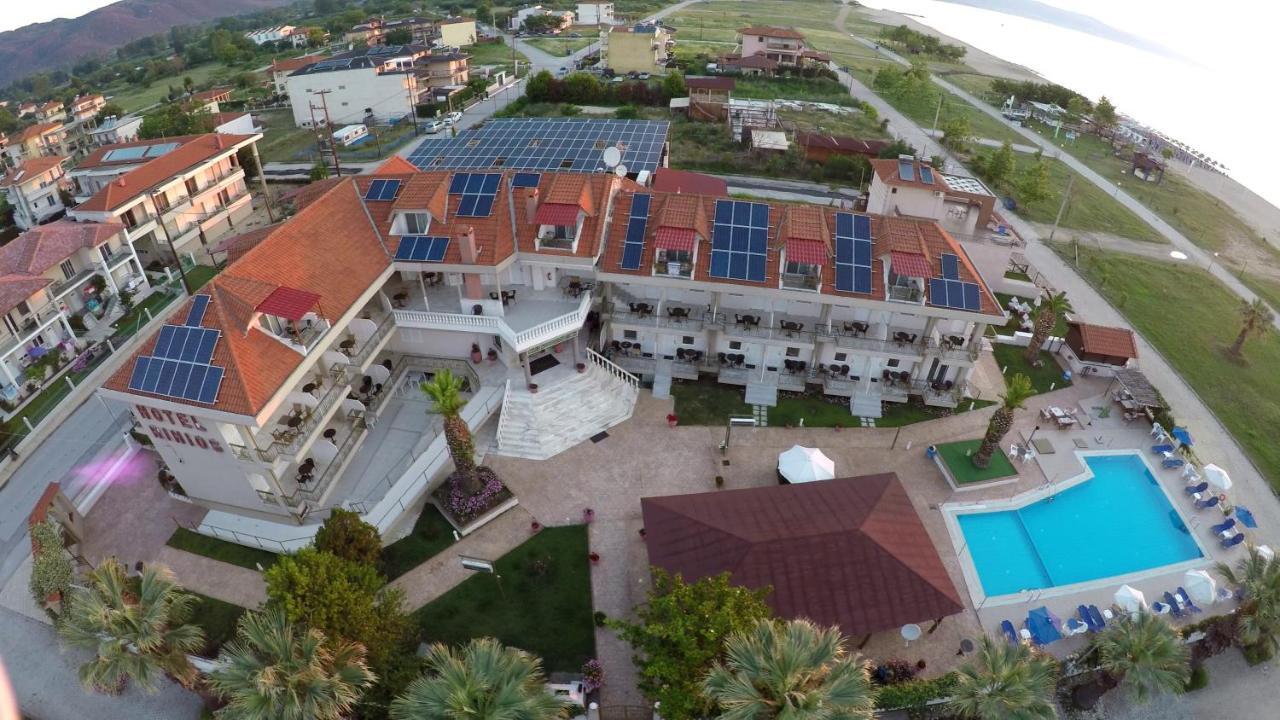 Rihios Hotel Stavros  Eksteriør billede