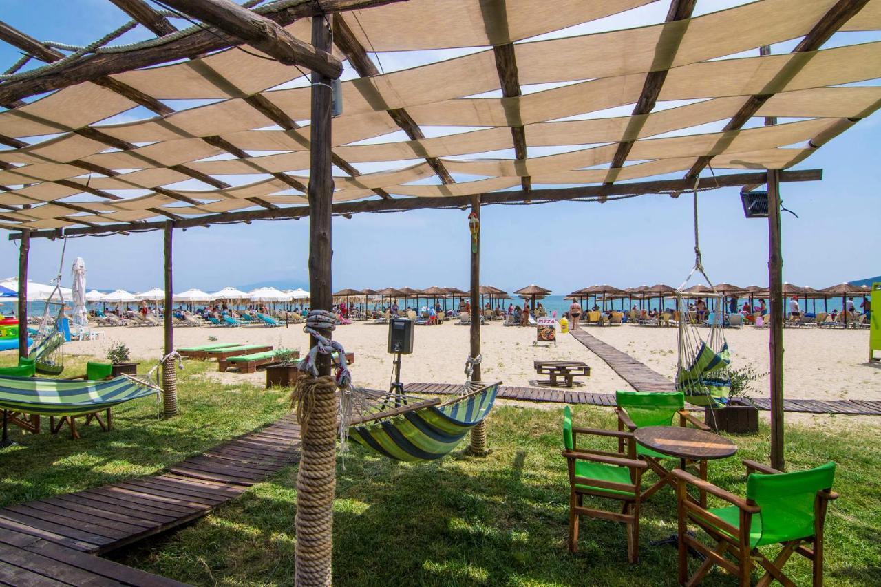Rihios Hotel Stavros  Eksteriør billede